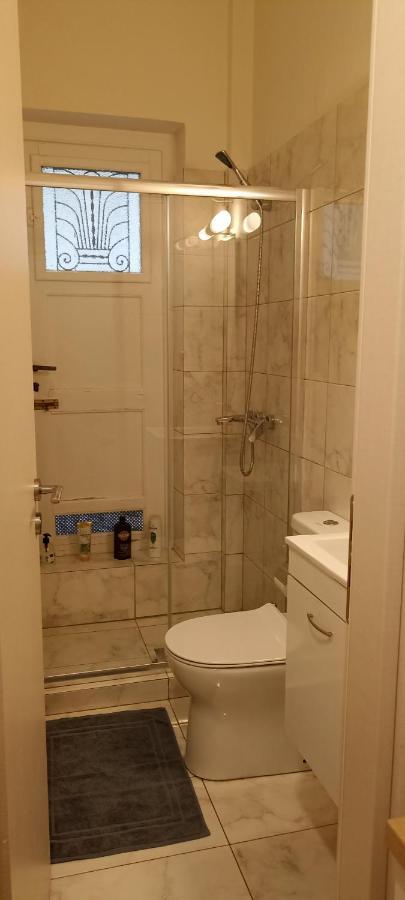 Amerikis Street 1 Bedroom Apartment Athena Bagian luar foto
